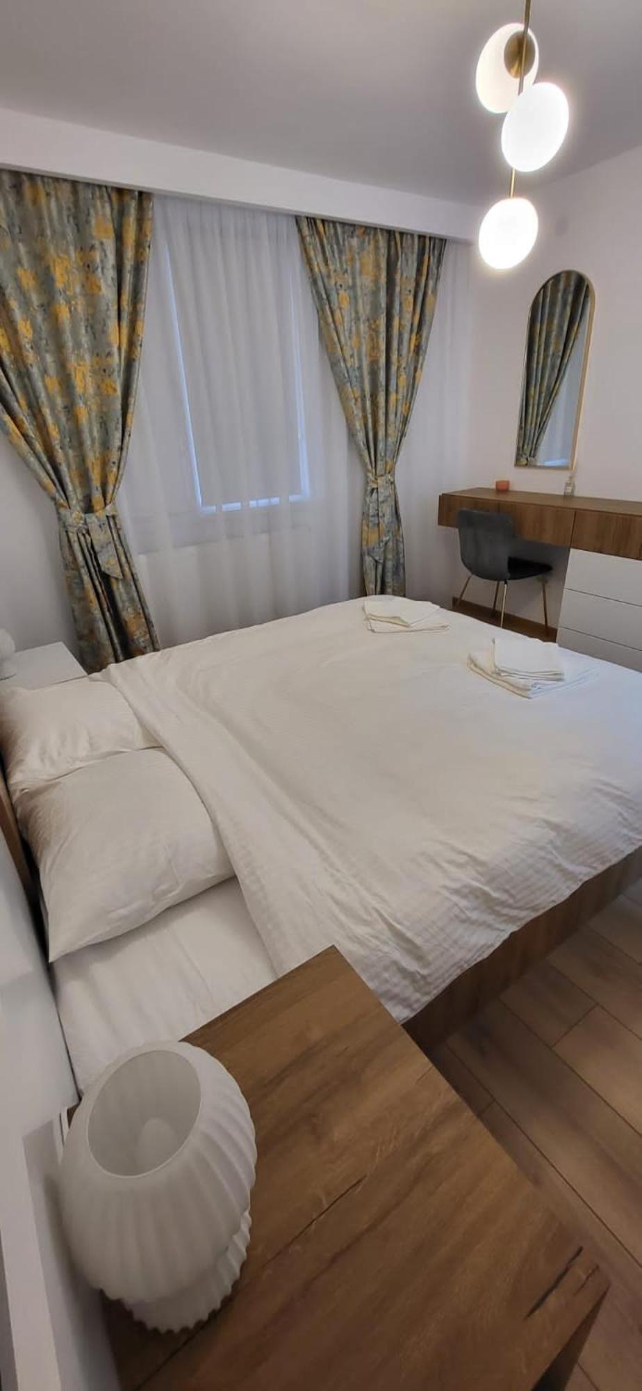Urban Retreat Central - One Bedroom Apartment Piteszti Zewnętrze zdjęcie